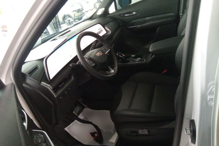 Used Cadillac XT4 2024 Facelift 28T Two-Wheel-Drive Luxury Version Left Front Seat