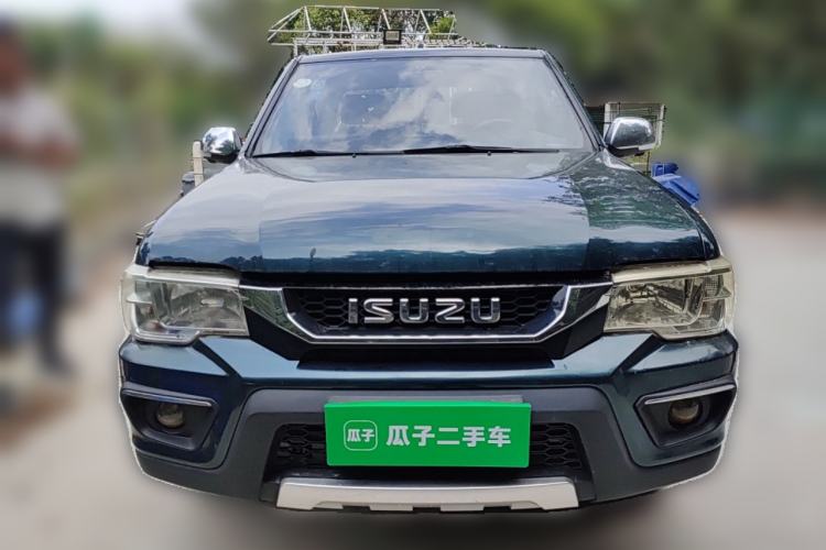 Used Isuzu Pickup 2009 2.8T Two-Wheel-Drive Base Pickup Truck with 4JB1-TCT Engine
