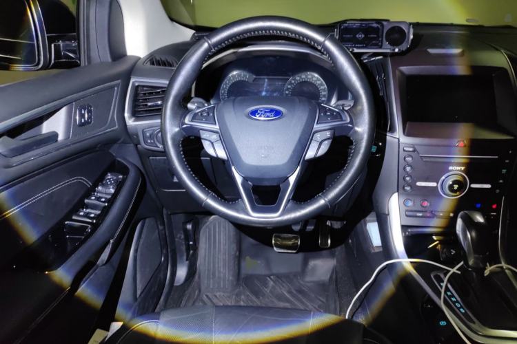 Used Ford Edge 2016 EcoBoost 245 Four-Wheel Drive Titanium 7-Seater
