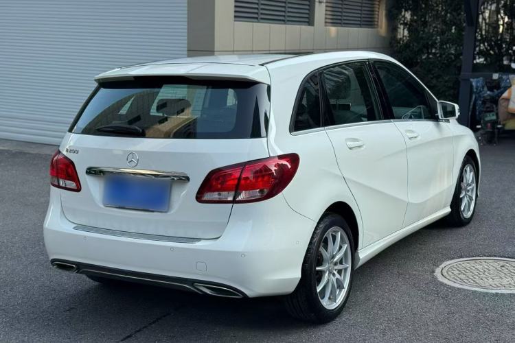 Used Mercedes-Benz B-Class 2015 B 200 Sport Edition