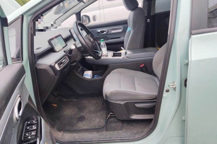 Used AION Y 2023 Younger