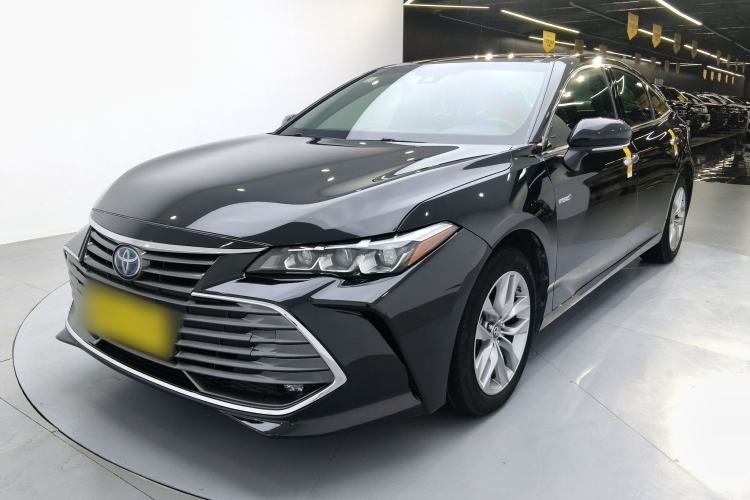 Used Toyota Avalon 2019 Dual-Engine 2.5L Luxury Edition China VI Standard