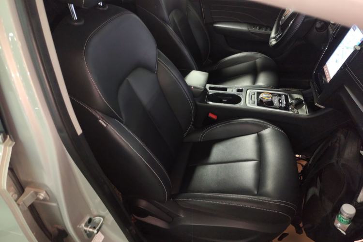 Used Roewe i6 New Energy 2017 45T Hybrid Connect & Smart Enjoyment Edition Right Front Seat