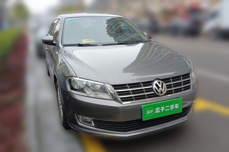 Used Volkswagen Lavida 2013 Restyled Classic 1.6L Manual Comfort Edition
