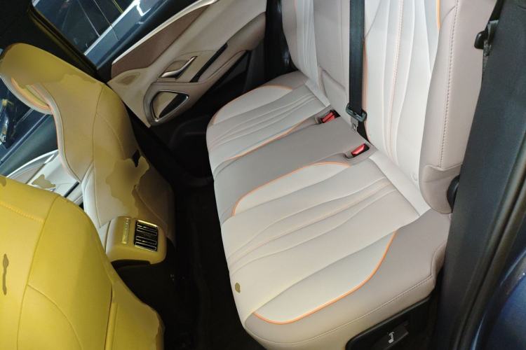 Used BYD Song Pro New Energy 2024 HONOR Edition DM-i 71KM Navigation Model