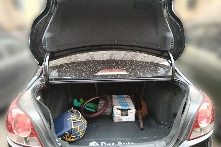 Used Volkswagen Lavida 2011 1.6L Automatic Premium Edition