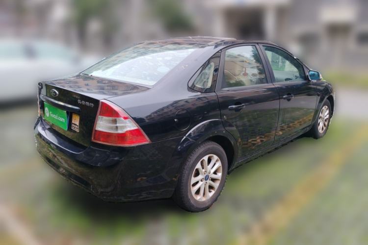 Used Ford Focus 2013 Sedan Classic 1.8L Manual Base Model
