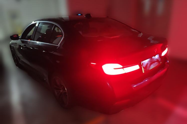 Used BMW 5 Series New Energy 2021 535Le Pioneer Edition M Sport Package Rear Left 45 Deg