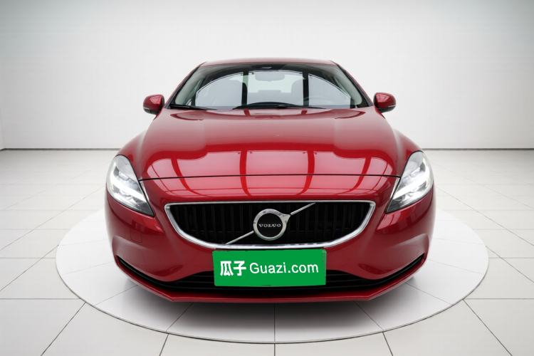 Used Volvo V40 2019 T3 Zhiyi Edition
