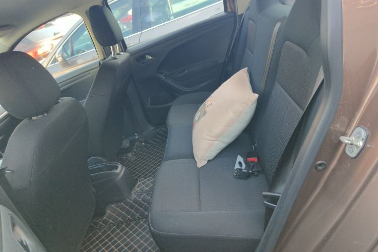 Used Peugeot 301 2014 1.6L Manual Comfort Edition
