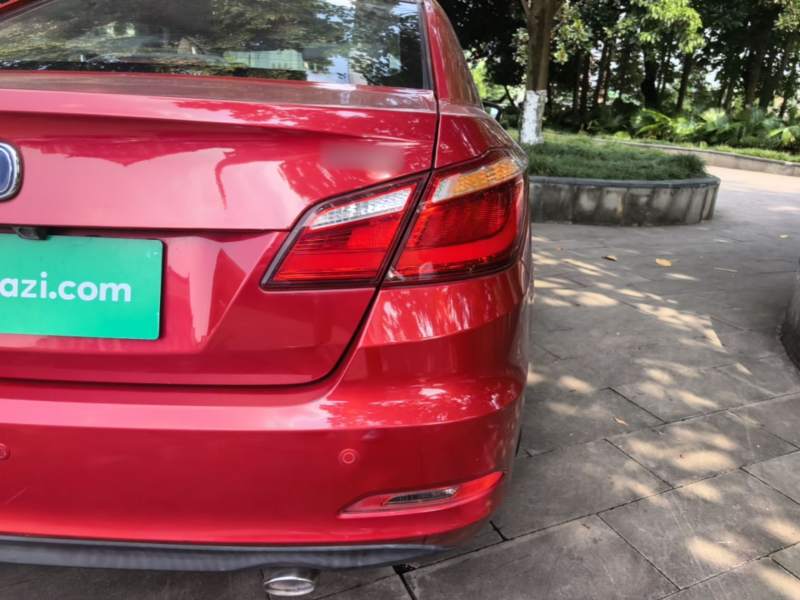 Used CHANGAN Eado 2016 1.6L Manual Fashion Edition — 7