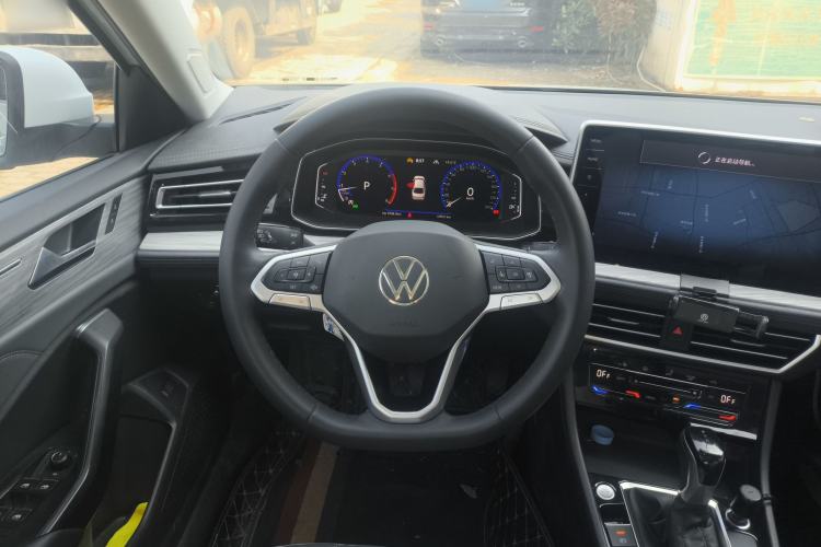 Used Volkswagen Sagitar 2023 280TSI DSG Excellence Edition Steering Wheel
