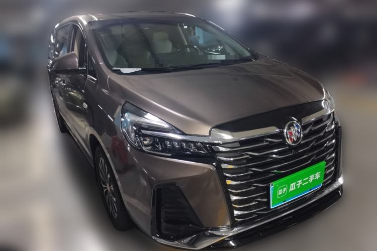 Used Buick GL8 2023 Land Executive Class Deluxe Model
