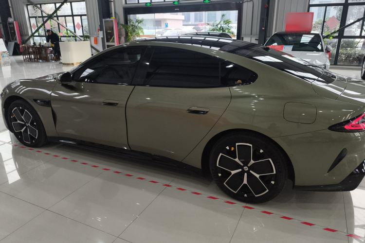 Used Xiaomi Auto SU7 2024 Rear-Drive Long-Range Intelligent Driving Version