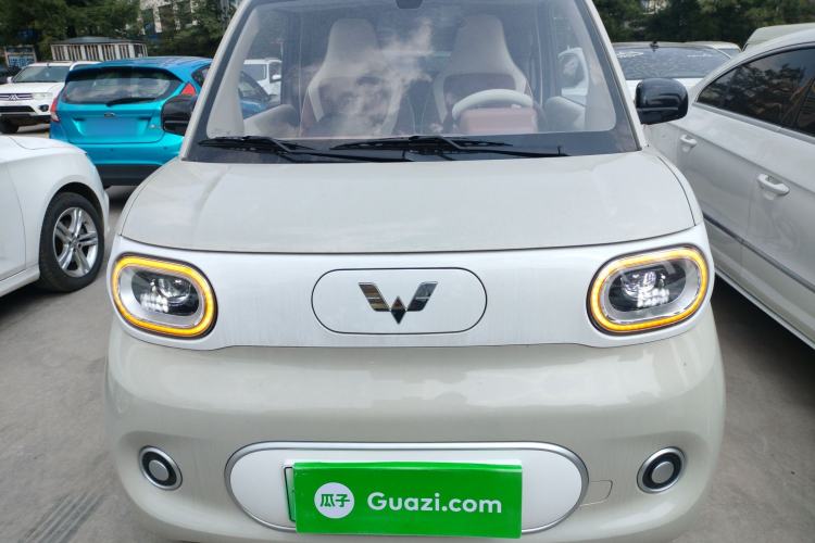 Used Wuling Hongguang MINIEV 2024 3rd Generation 215km Youth Edition Front