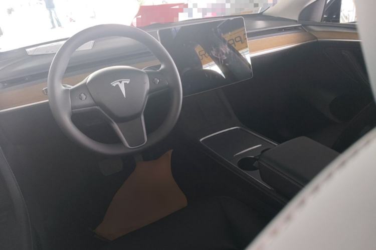 Used Tesla Model Y 2021 Standard Range Rear-Wheel Drive Version