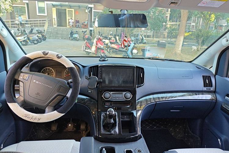 Used FORTHING Lingzhi PLUS 2024 1.5T Manual Luxury 7-Seater
