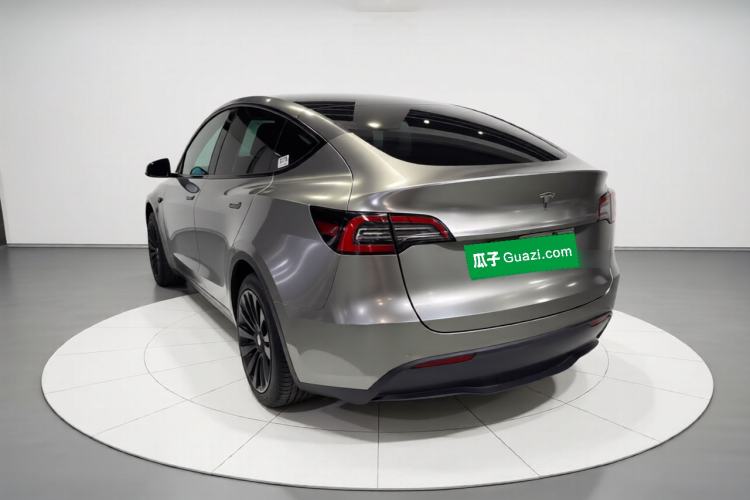 Used Tesla Model Y 2021 Long-Range All-Wheel-Drive Version 3D7
