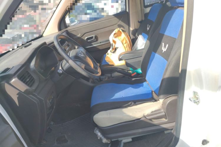 Used Wuling Hongguang V 2019 1.5L Enjoyment Version China VI LAR Left Front Seat