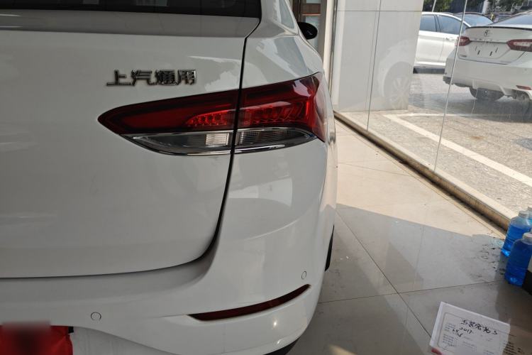 Used Buick GT 2019 18T Automatic Connected Elite Model China VI Standard Right Rear Taillight