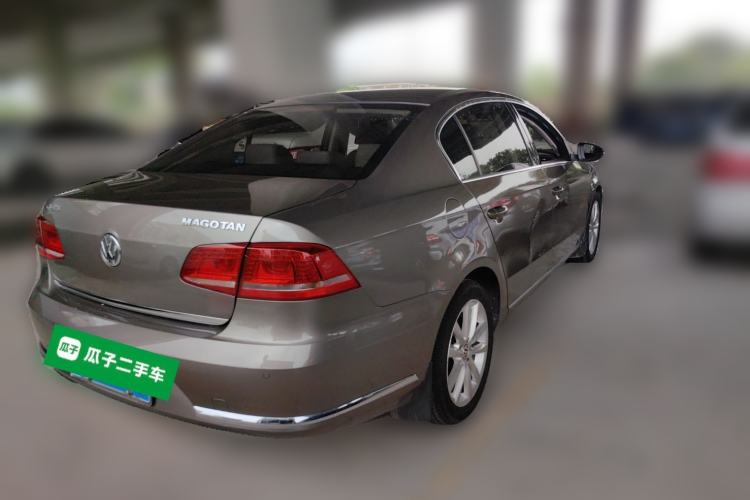 Used Volkswagen Magotan 2012 2.0 TSI Prestige Edition Rear Right 45 Deg