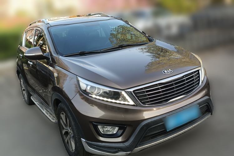 Used Kia Sportage R 2015 2.0L Automatic Two-Wheel Drive GLS Front Right 45 Deg