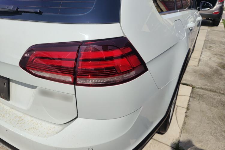 Used Volkswagen Golf 2019 1.8TSI Travel Edition
