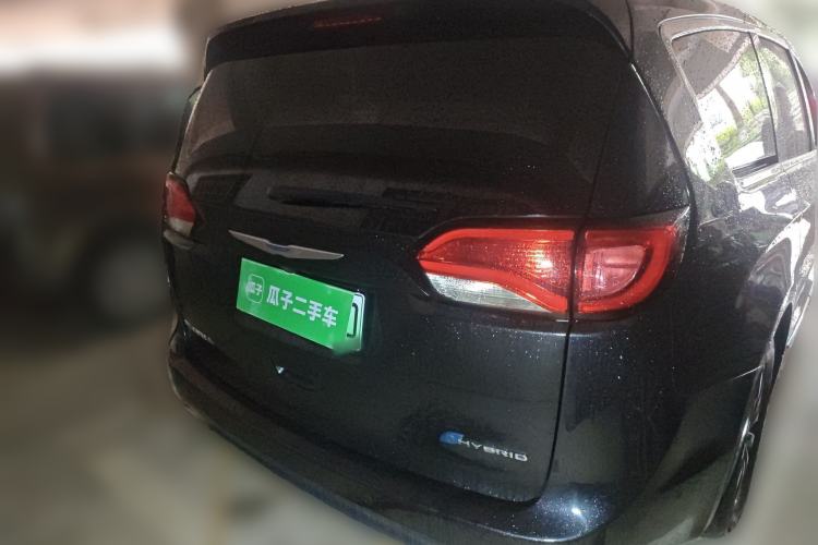 Used Chrysler Grand Voyager PHEV 2019 3.6L Plug-in Hybrid Rear