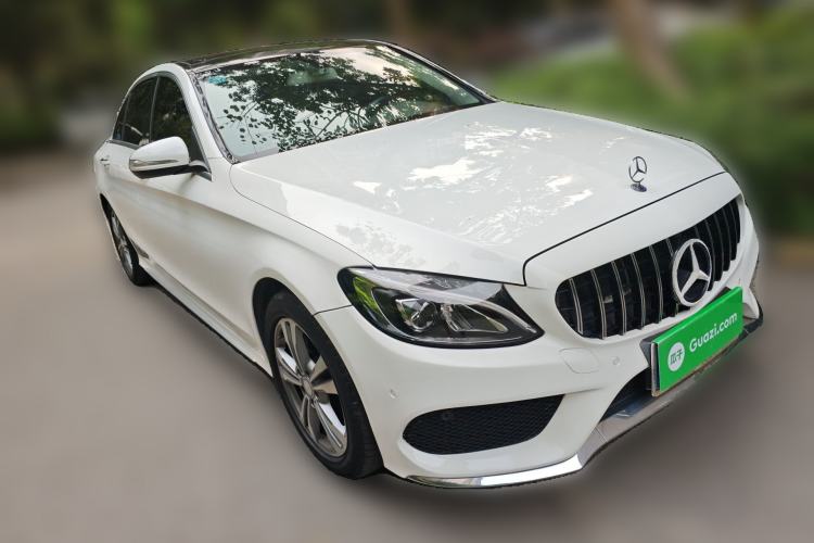 Used Mercedes-Benz C-Class 2016 C 200 L Sport Edition Front Right 45 Deg