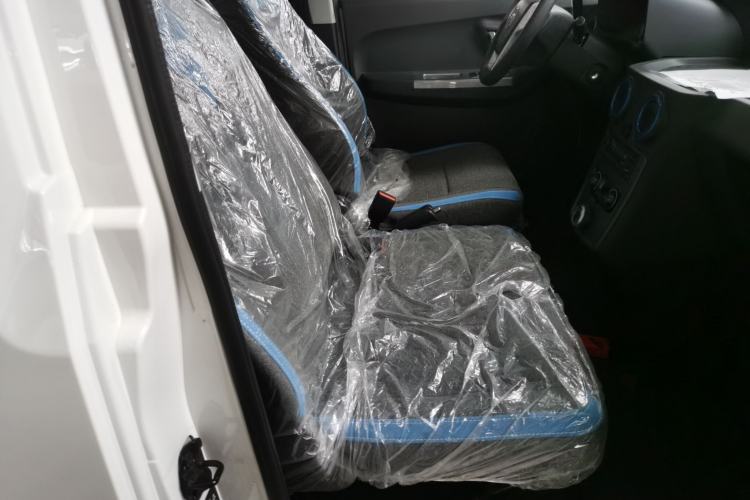 Used Foton Intelligent Blue Elf E7 2024 All-Electric Van Flat Roof 2 Seats EVE Energy 41.86 kWh
