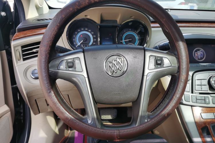 Used Buick LaCrosse 2010 2.4L Haoya Edition
