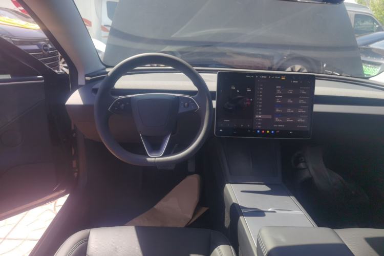 Used Tesla Model 3 2023 Long-Range All-Wheel-Drive Version
