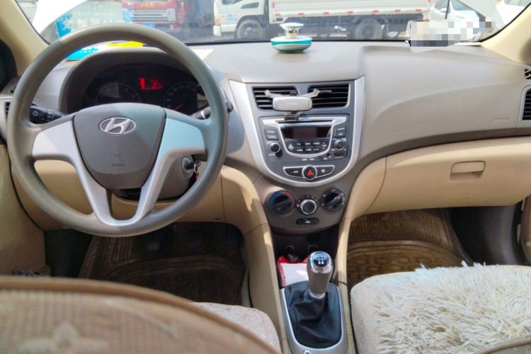 Used Hyundai Verna (older generation) 2010 Sedan 1.4L Manual Comfort GS