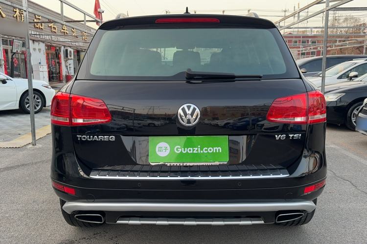 Used Volkswagen Touareg 2011 3.0 TSI Comfort Version Exterior 3