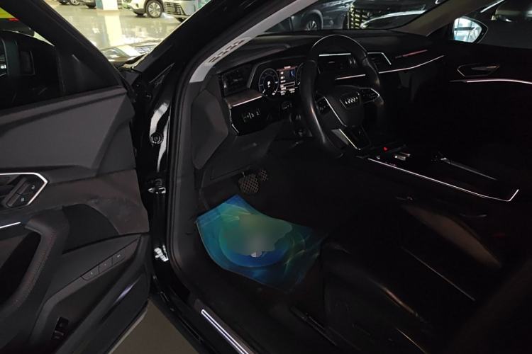 Used Audi e-tron 2019 55 quattro Technology Edition