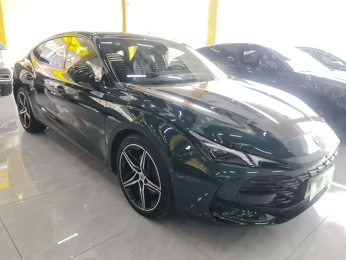 MG 7 2025 2.0T Trophy+ Super Intelligent Driving Edition — снимка 3