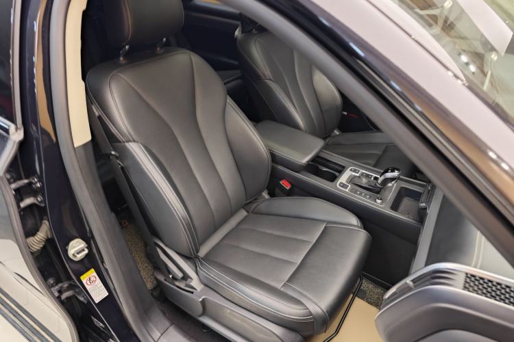 Used BYD Tang 2019 2.0T Automatic SmartConnect Luxury Edition 7 Seats China VI Standard
