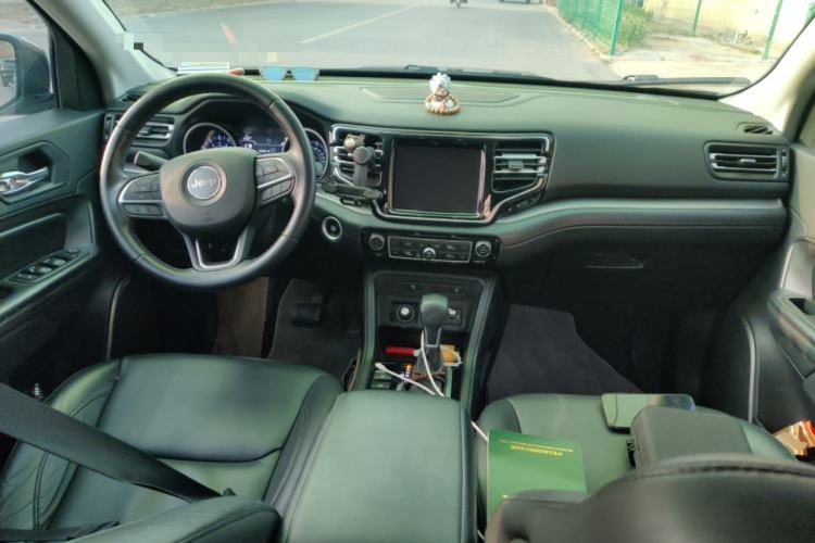 Used Jeep Commander 2018 2.0T Two-Wheel Drive Enjoy Edition China V