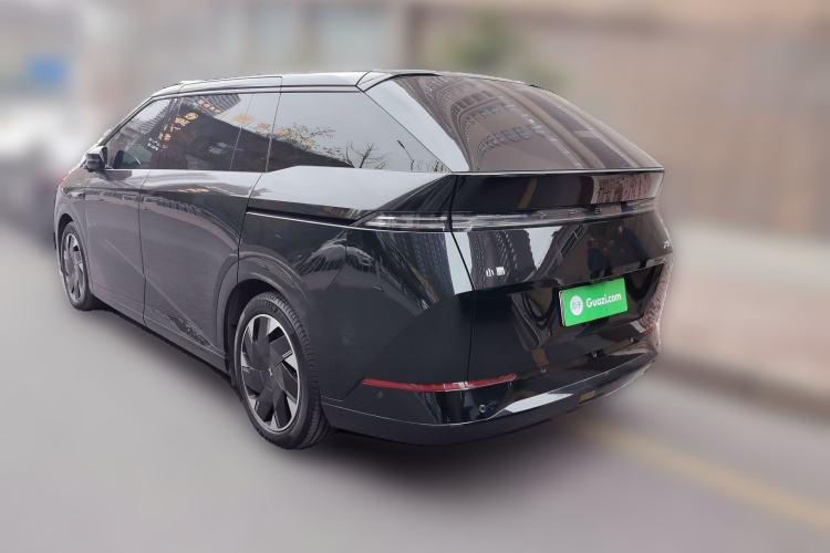 Used XPeng X9 2024 702 Ultra-Long Range Max