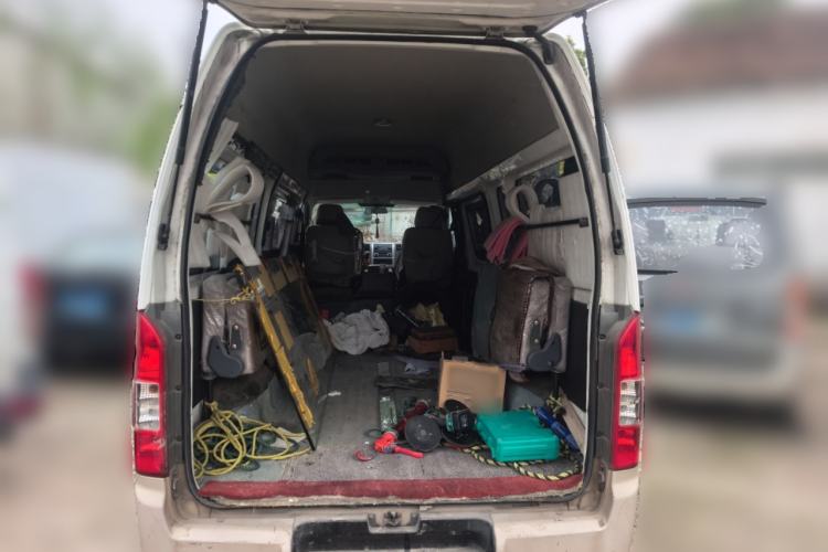 Used Foton Scenic G7 2015 2.0L Commercial Van Long Wheelbase High Roof – 4Q20M
