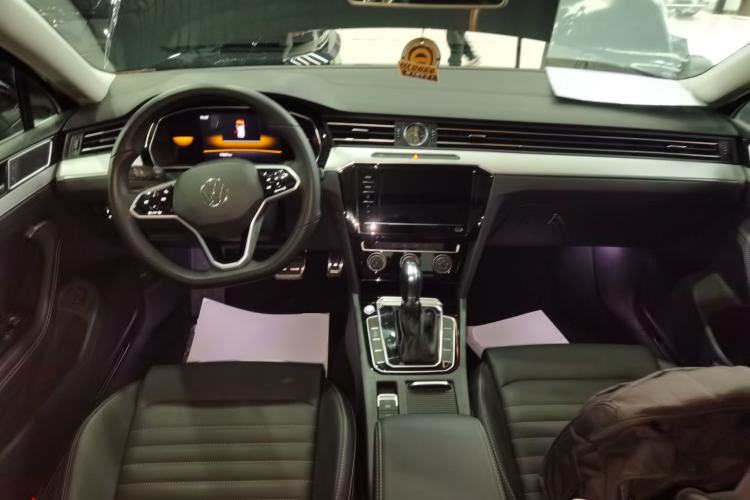 Used Volkswagen Magotan 2025 Zhongxiang Version 280TSI DSG Comfort Edition