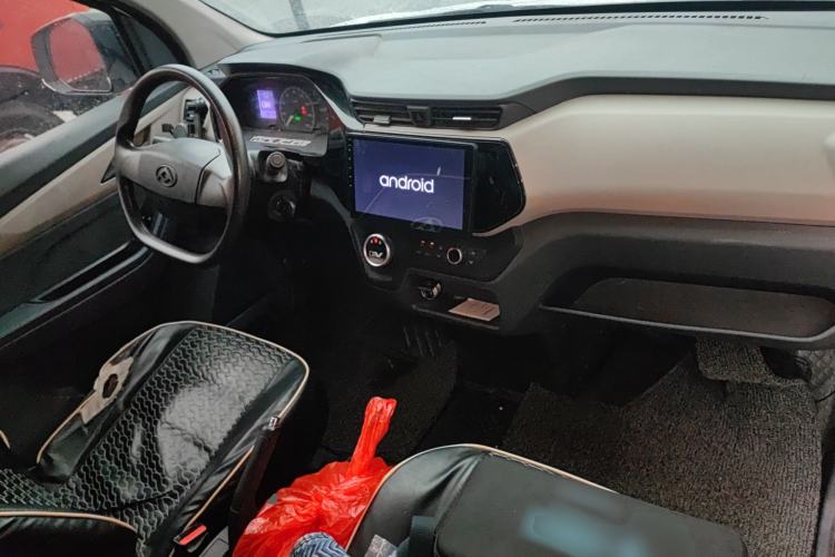 Used SAIC MAXUS EV30 2023 Pure-Electric Smart Logistics Expert with Long Wheelbase—Equipped with CATL Power Battery
