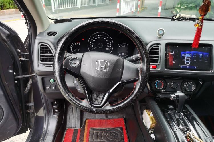 Used Honda Vezel 2016 1.8L CVT Front-Wheel Drive Pioneer Edition
