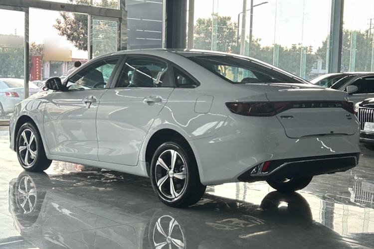 Used Geely Auto Emgrand L HiP 2024 Champion Edition 1.5TD-DHT Pro 100KM Superior Model