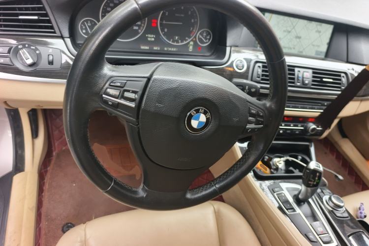 Used BMW 5 Series 2013 530Li Leading Model