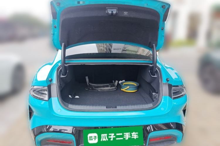 Used Xiaomi Auto SU7 2024 Four-Wheel Drive Ultra-Long Range Advanced Intelligent Driving Max Edition