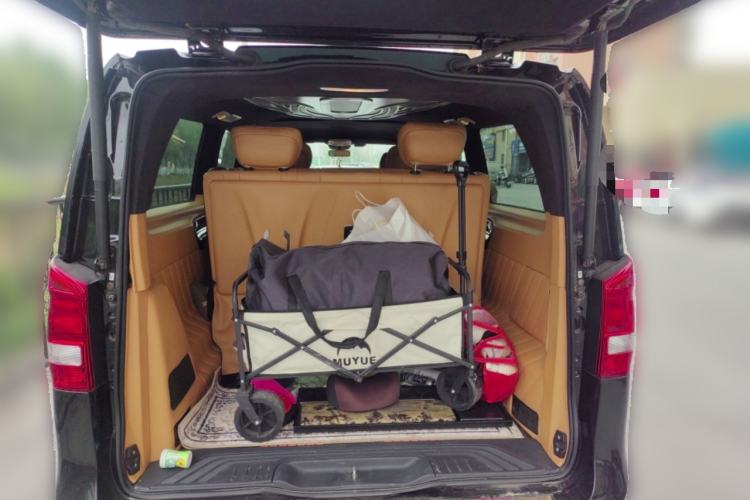 Used Mercedes-Benz Vito 2021 2.0T Elite Version 7 Seats Trunk