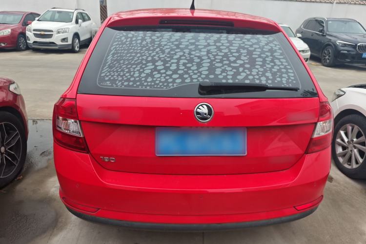 Used Skoda Rapid Spaceback 2016 Revised 1.6L Automatic Chuanxing Version Rear