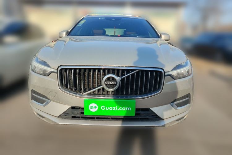 Used Volvo XC60 2021 T5 4x4 Smart Luxury Edition Front