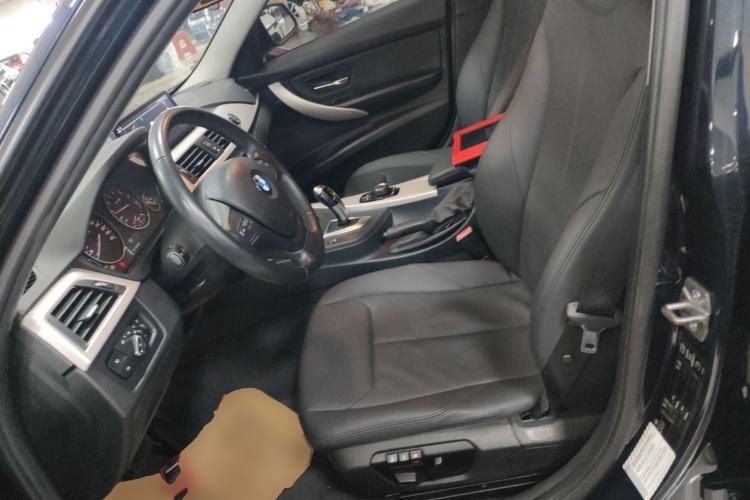 Used BMW 3 Series 2015 320i Active Edition